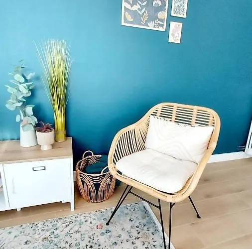 Cosy Jasmin - T4 - Centre - Balcon Traversant * بو
